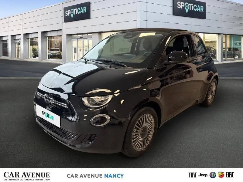Fiat 500e CABRIOLET MY22 SERIE 1 STEP 1 onyx black pastel neuf
