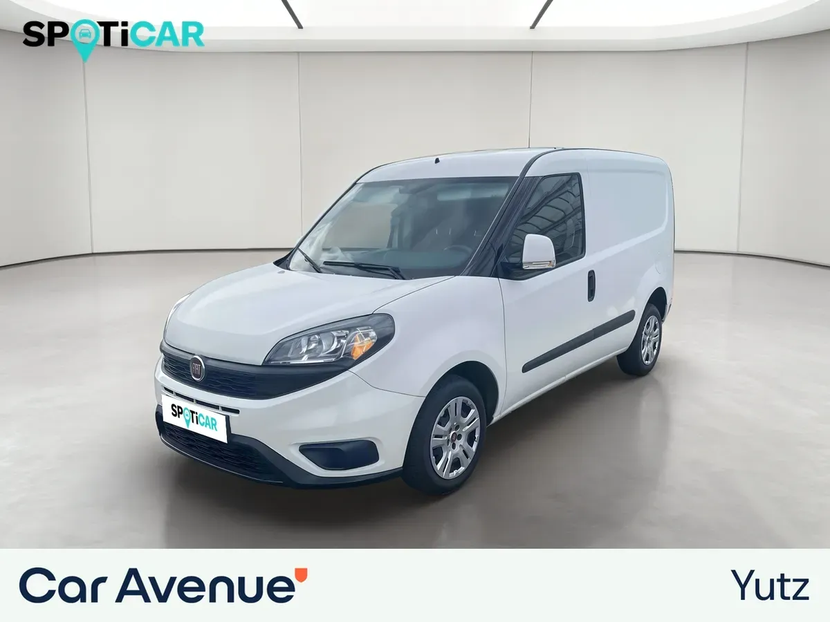 Fiat Doblo Cargo blanc d'occasion