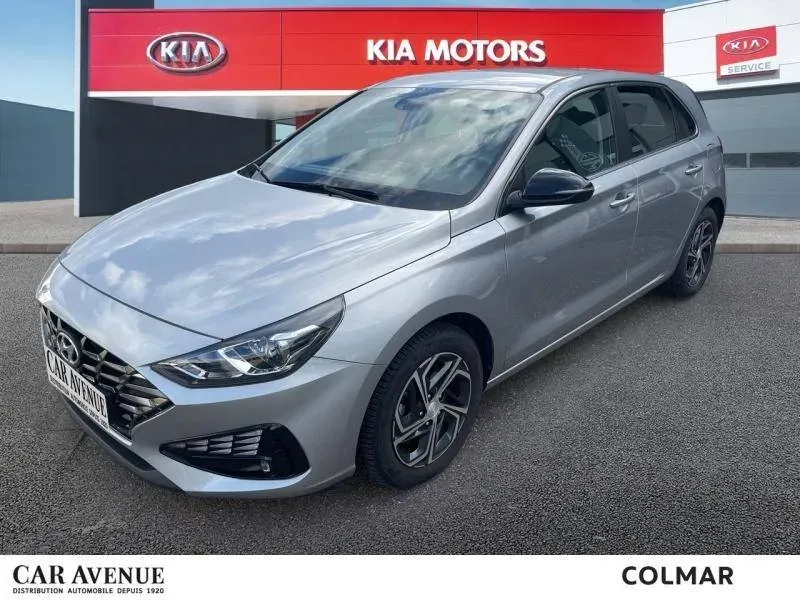 Hyundai i30 shimmering silver metal d'occasion