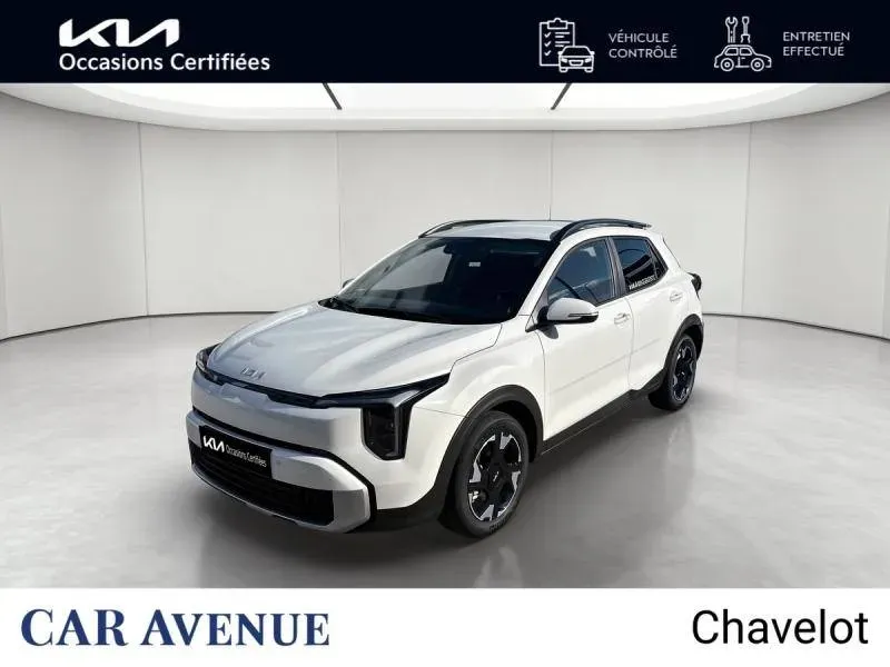 Kia Stonic blanc celeste neuf