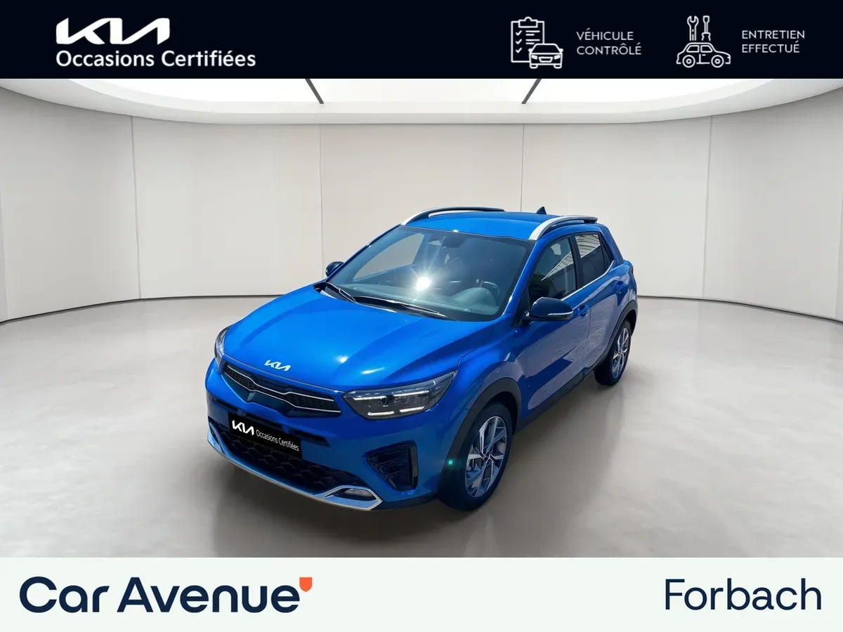 Kia Stonic bleu azur metallise neuf