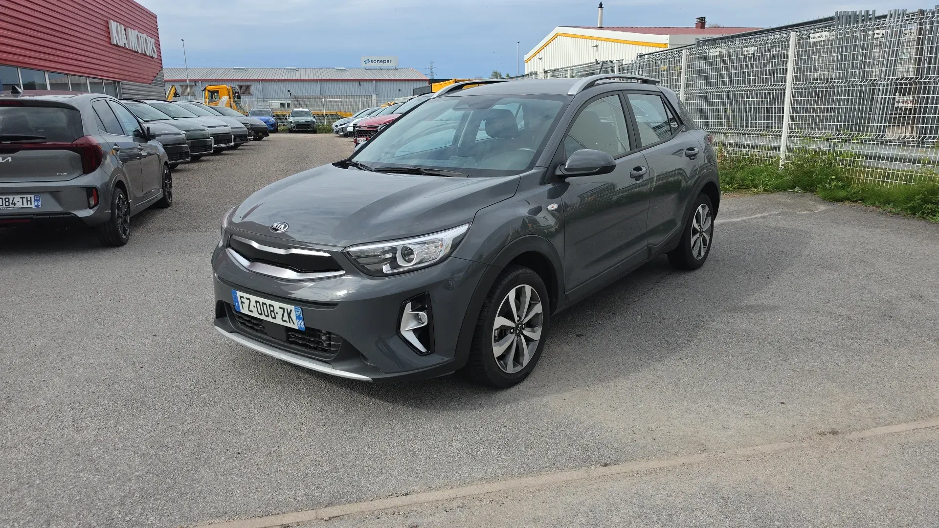 Kia Stonic bleu denim d'occasion