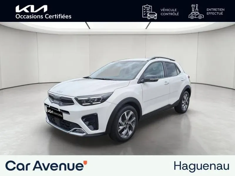 Kia Stonic blanc celeste d'occasion