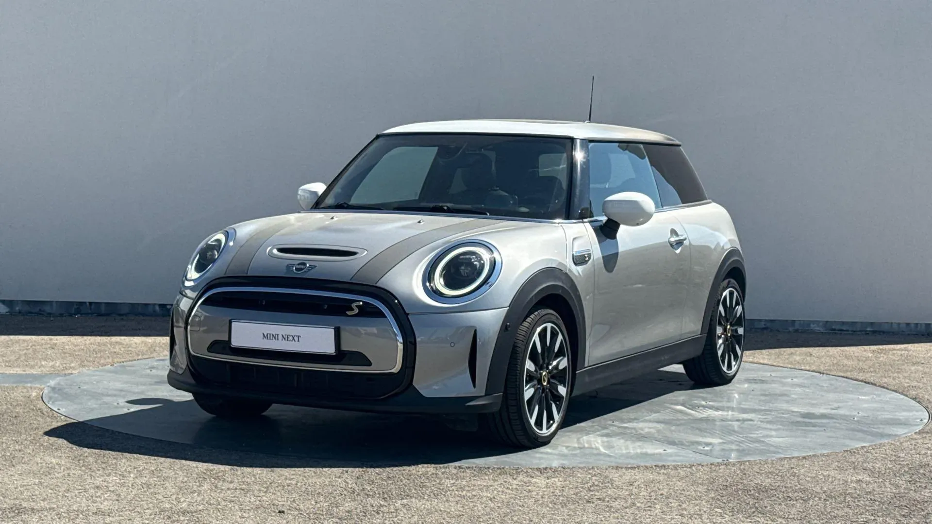 MINI HATCH 3 PORTES ELECTRIC F56 BEV LCI gris d'occasion
