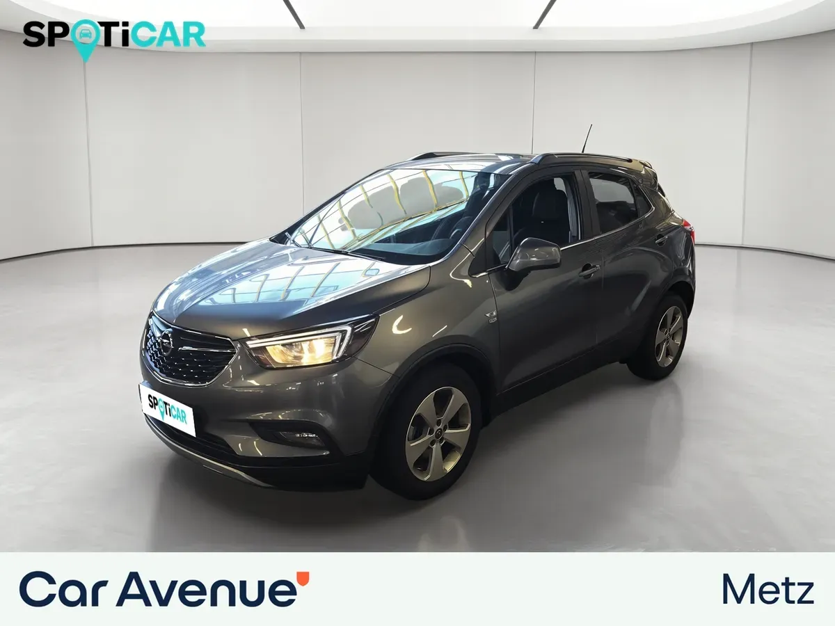 Opel Sandero gris acier satine d'occasion