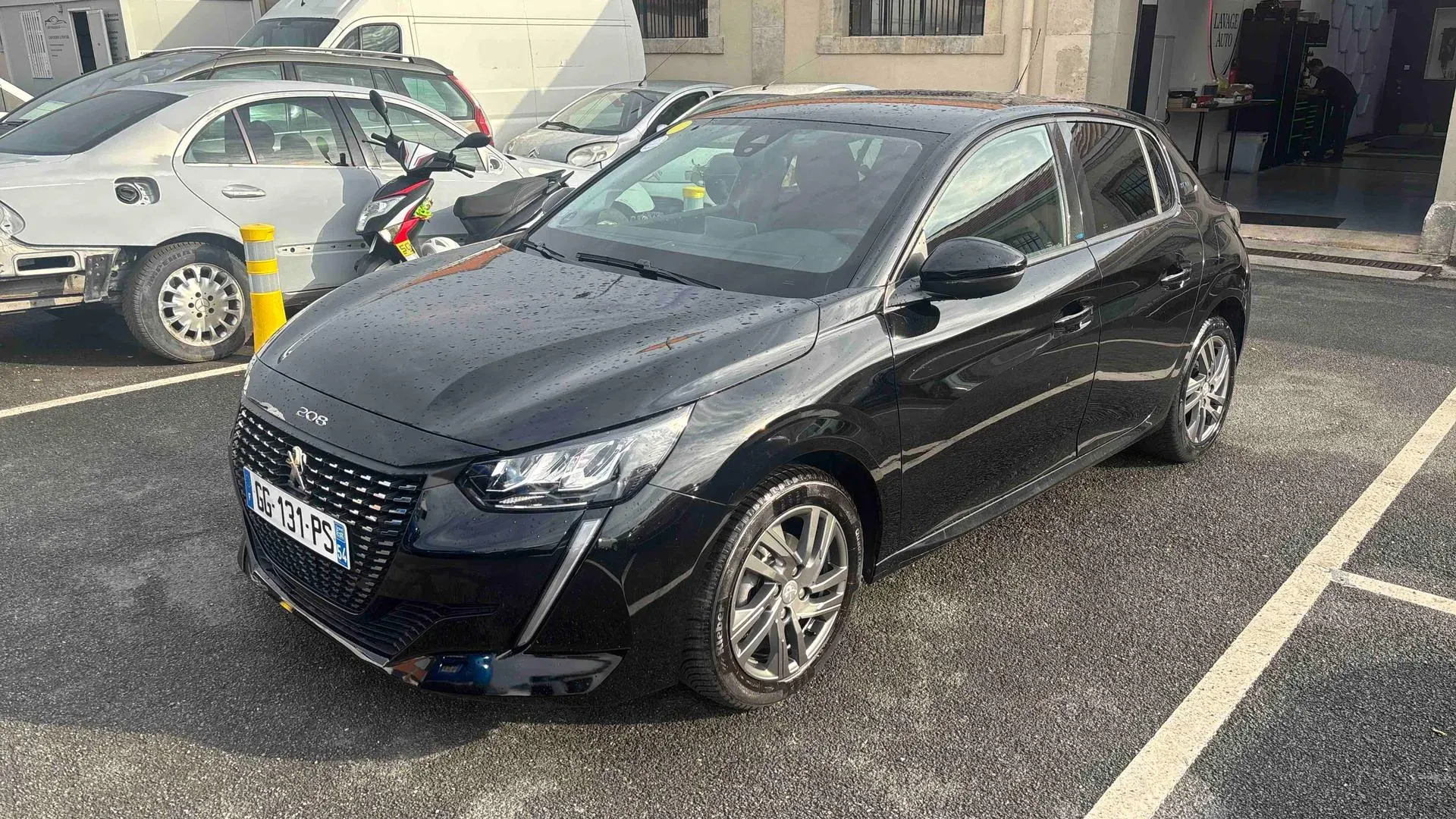 Peugeot 208 noir perla nera p. m. d'occasion