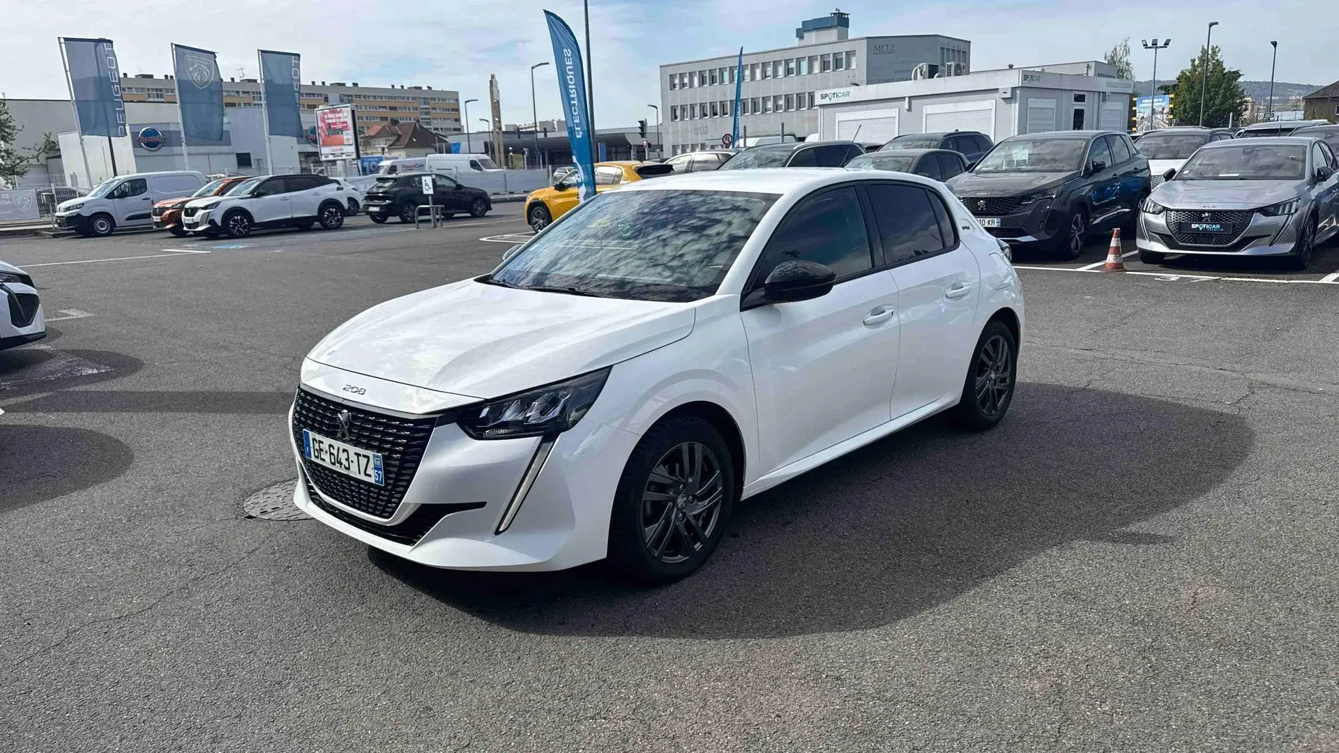 Peugeot 208 teinte opaque blanc banquise d'occasion