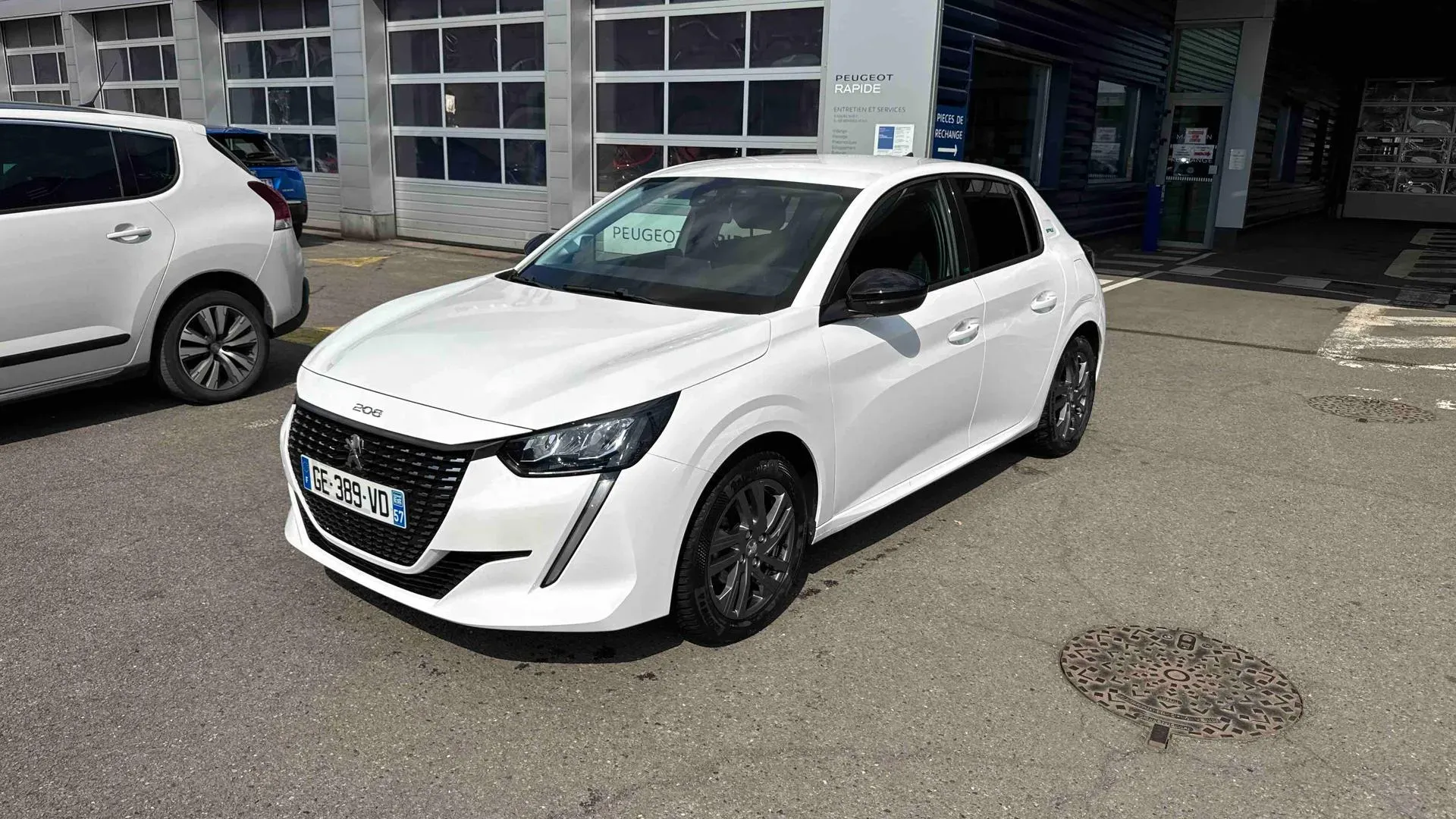 Peugeot 208 teinte opaque blanc banquise d'occasion