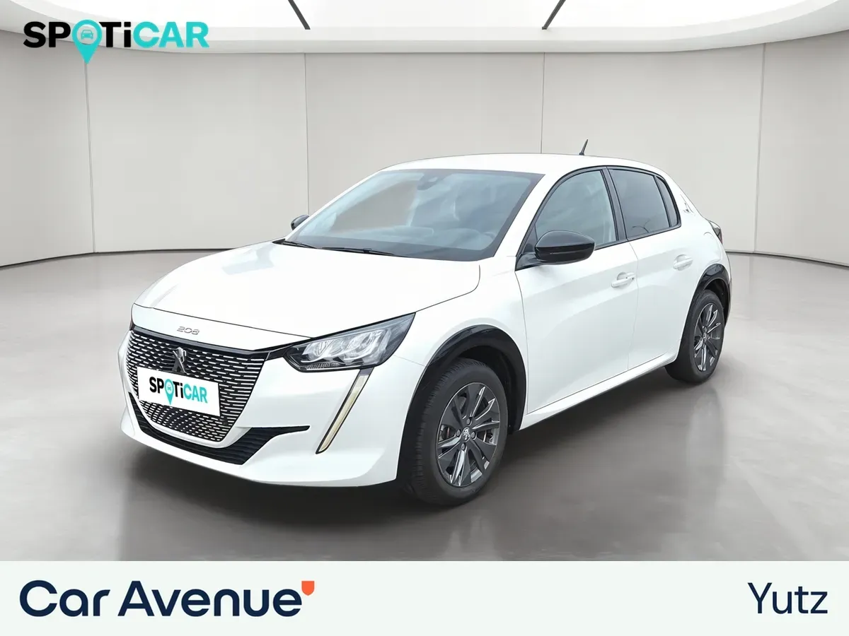 Peugeot 208 ELECTRIQUE teinte opaque blanc banquise d'occasion
