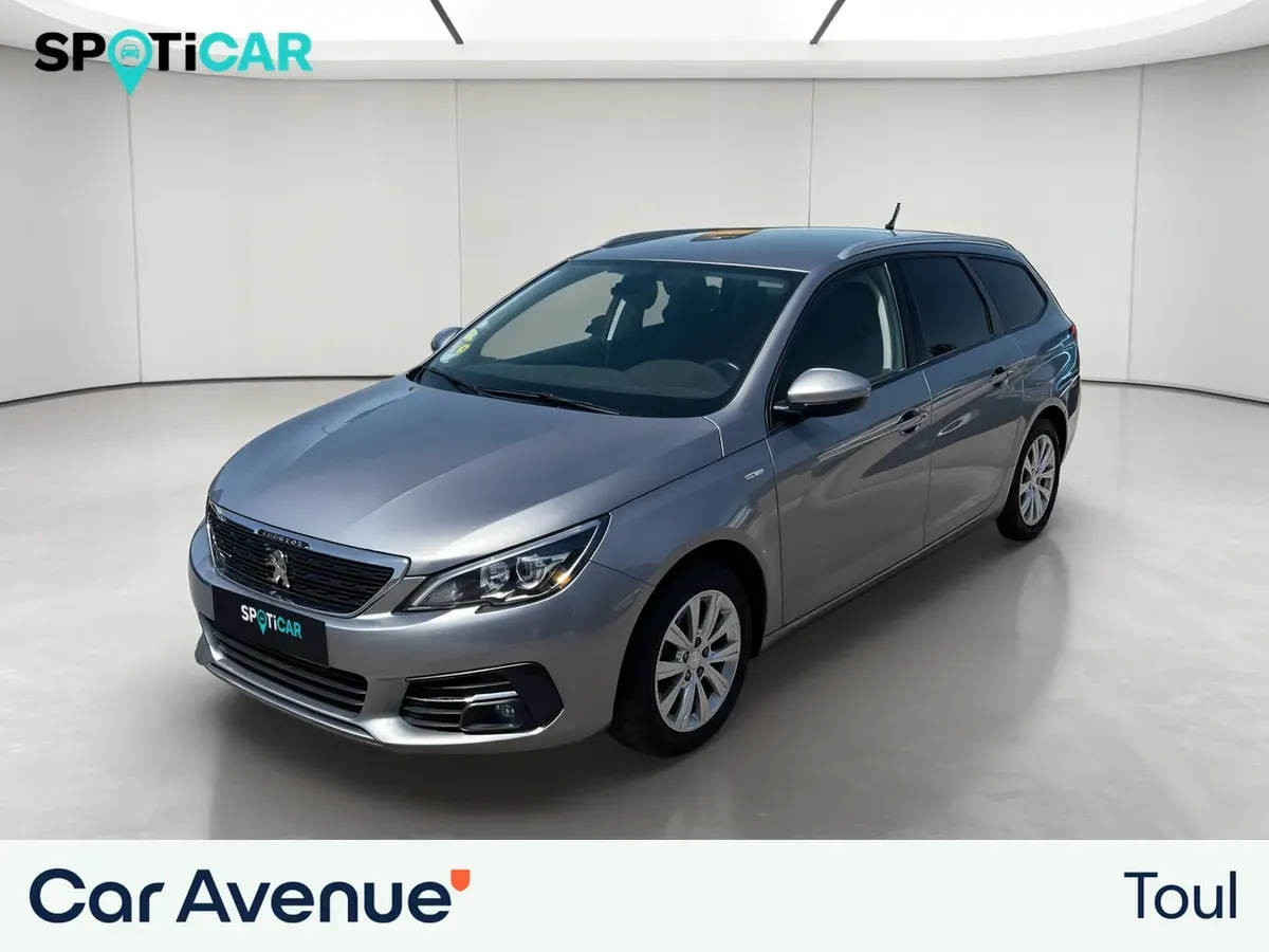 Peugeot 308 SW gris clair d'occasion
