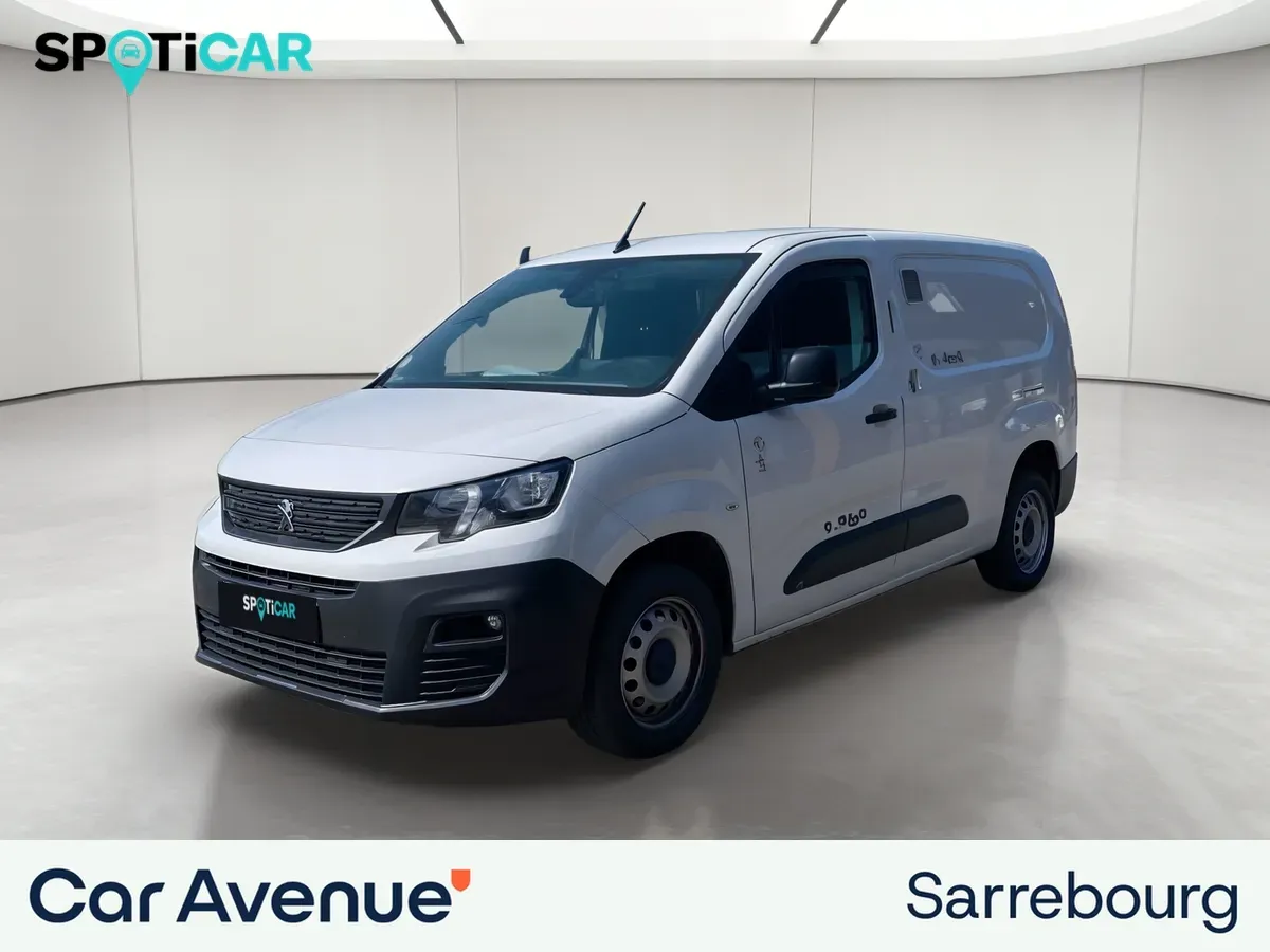 Peugeot PARTNER FOURGON blanc icy teinte pastel d'occasion
