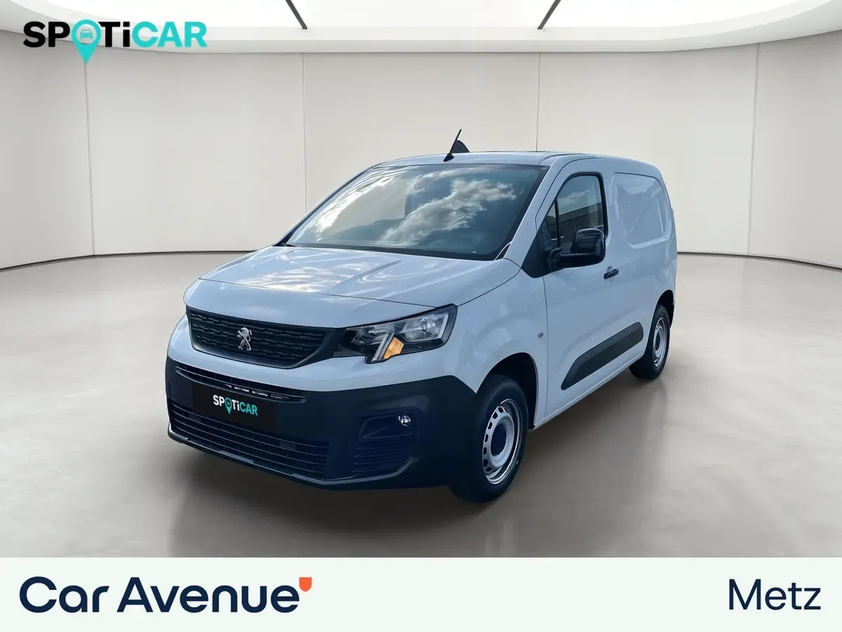 Peugeot Partner blanc icy teinte pastel d'occasion