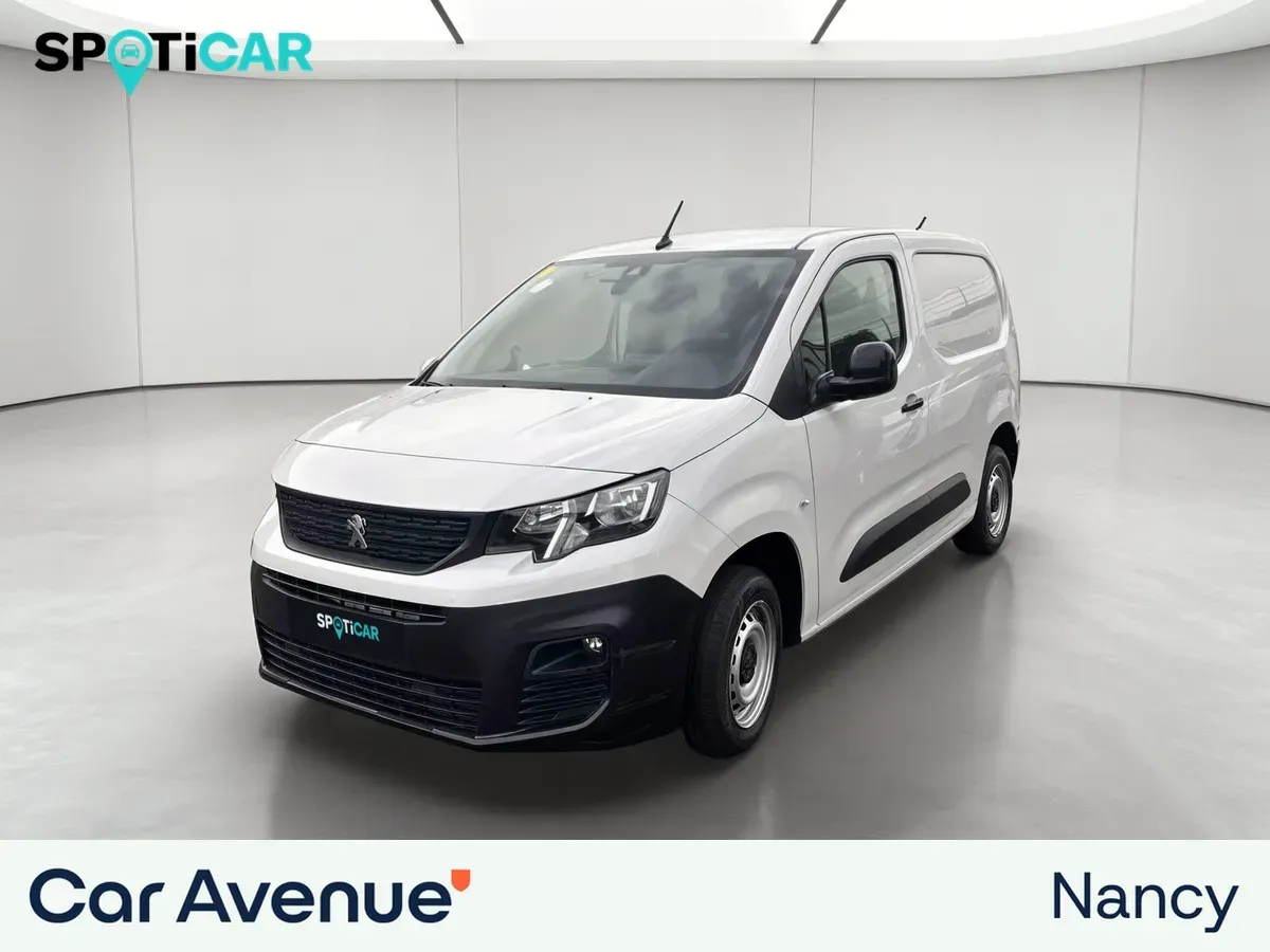 Peugeot PARTNER FOURGON blanc icy teinte pastel d'occasion