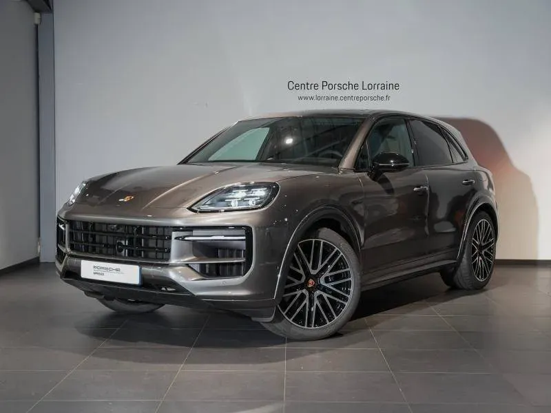 Porsche Cayenne gris quartzite metallisee neuf