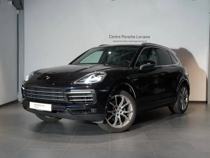 Porsche Cayenne noir intense d'occasion