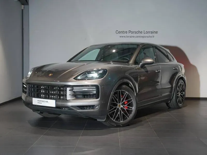 Porsche Cayenne Coupé gris quartzite metallisee d'occasion