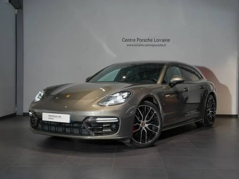 Porsche Panamera vert aventurine d'occasion