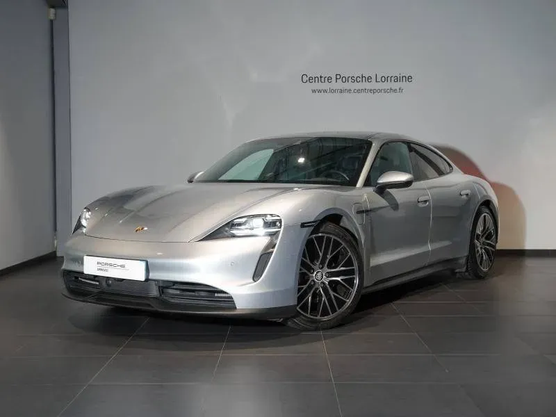 Porsche Taycan gris dolomite metallise d'occasion