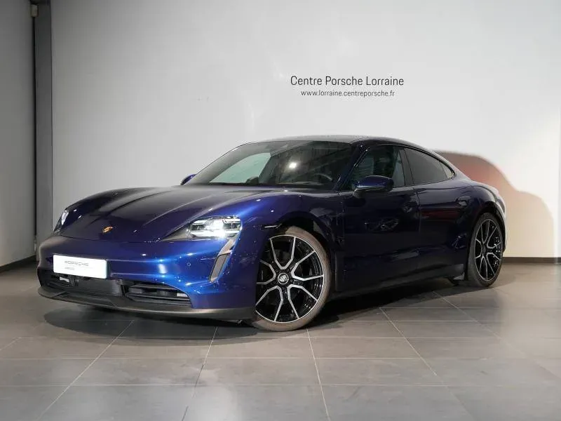 Porsche Taycan bleu gentiane metallise neuf