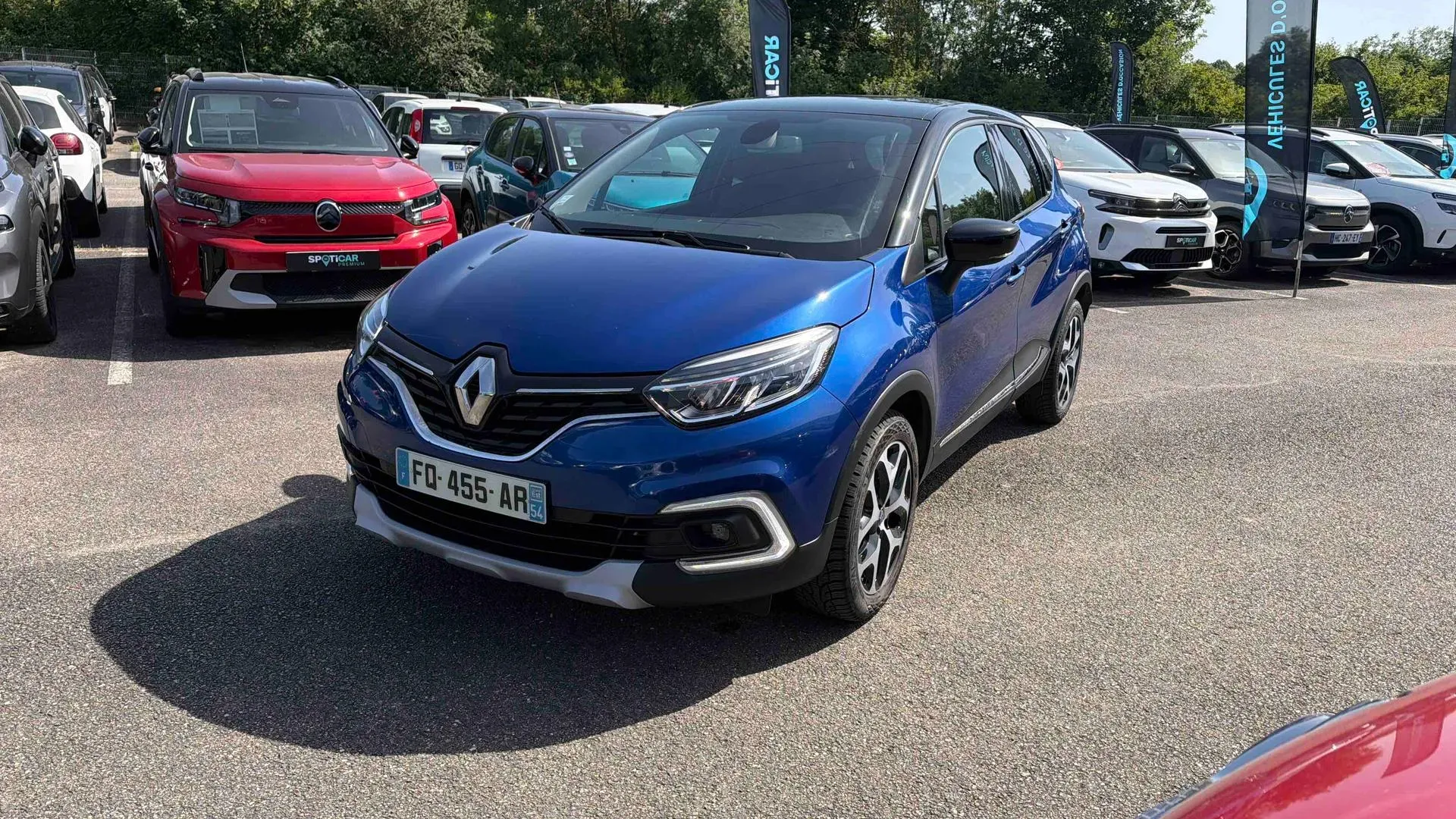 Renault Captur bleu d'occasion