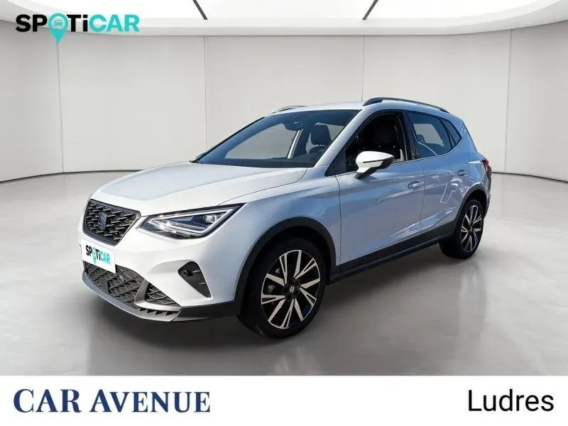 Seat Arona blanc candy d'occasion