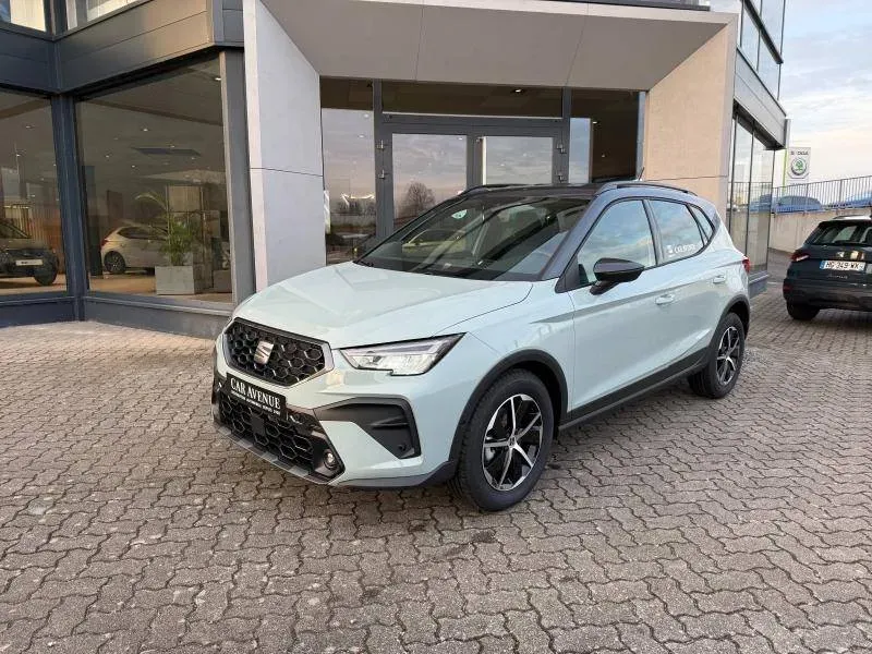 Seat Arona bleu oniric/toit gris manhattan neuf