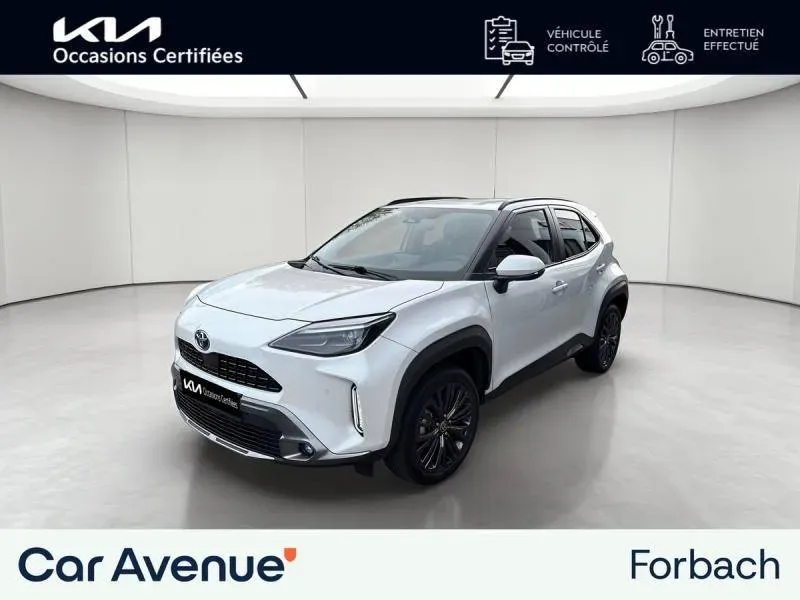 Toyota YARIS CROSS HYBRIDE blanc lunaire premium nacre d'occasion