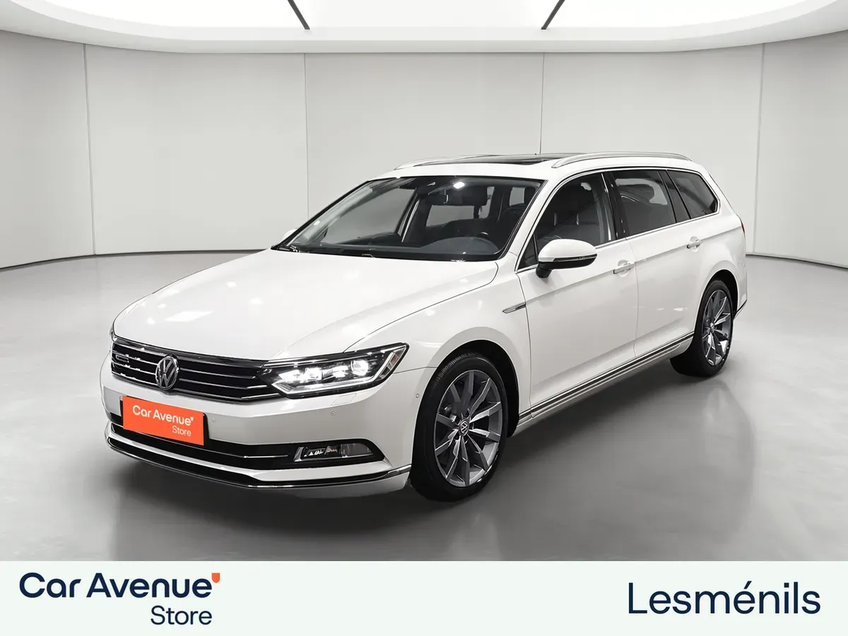 Volkswagen PASSAT SW blanc d'occasion