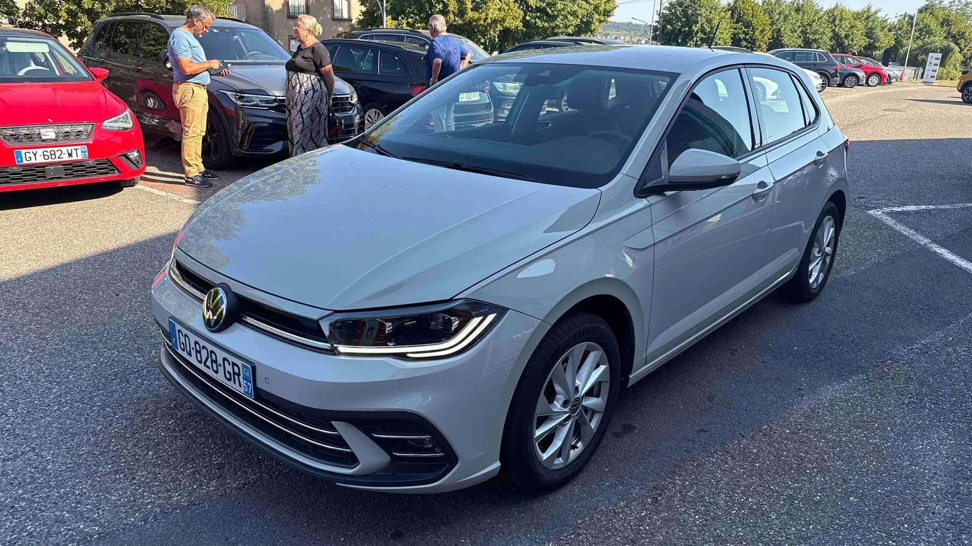Volkswagen Polo gris d'occasion