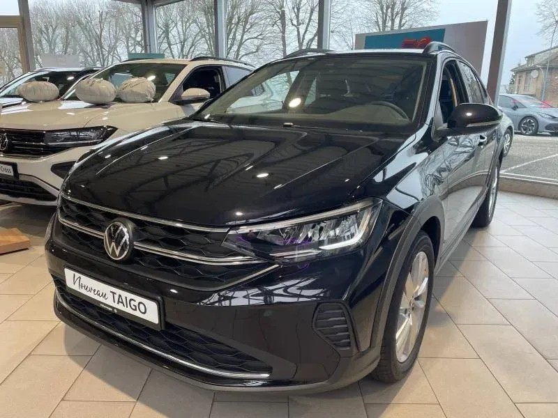 Volkswagen Taigo noir intense nacree neuf