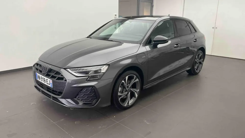 Audi A3 SPORTBACK PHEV gris daytona nacré neuf
