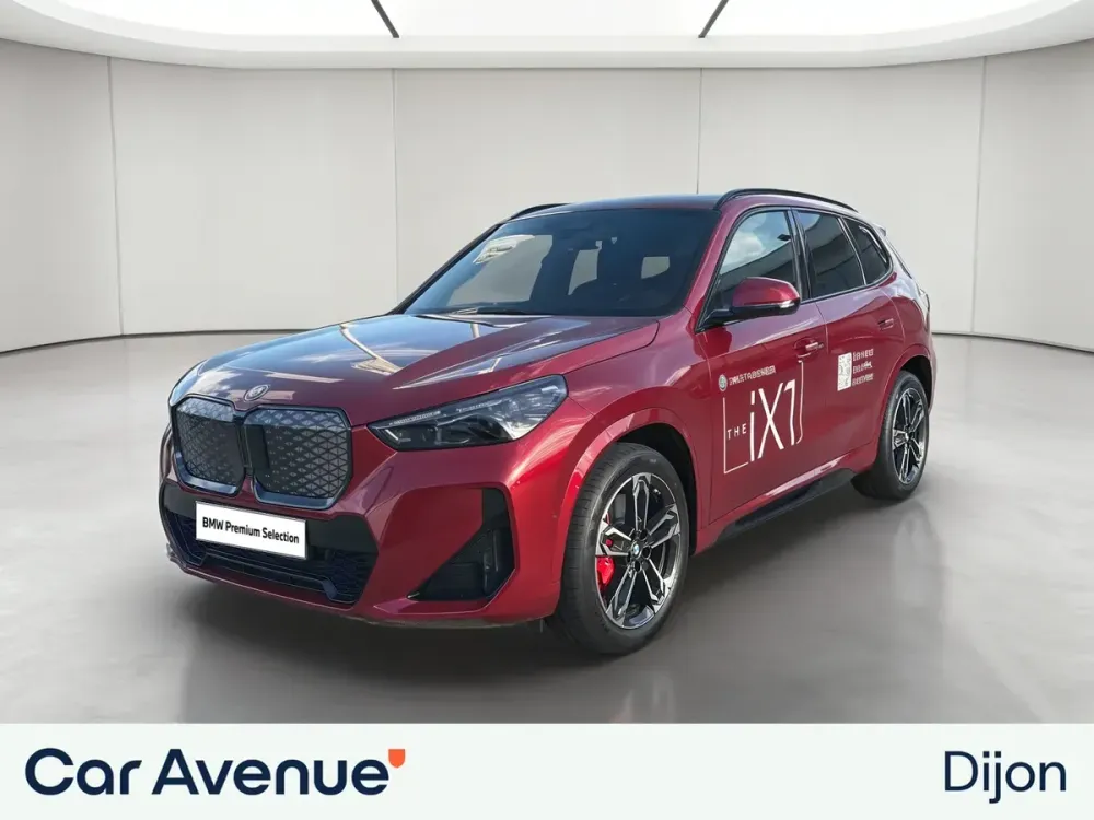BMW iX1 U11 fire red neuf
