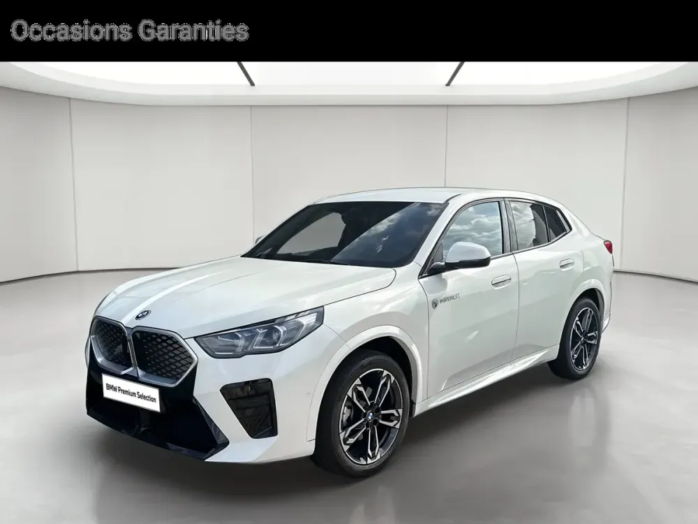BMW iX2 U10 noir neuf
