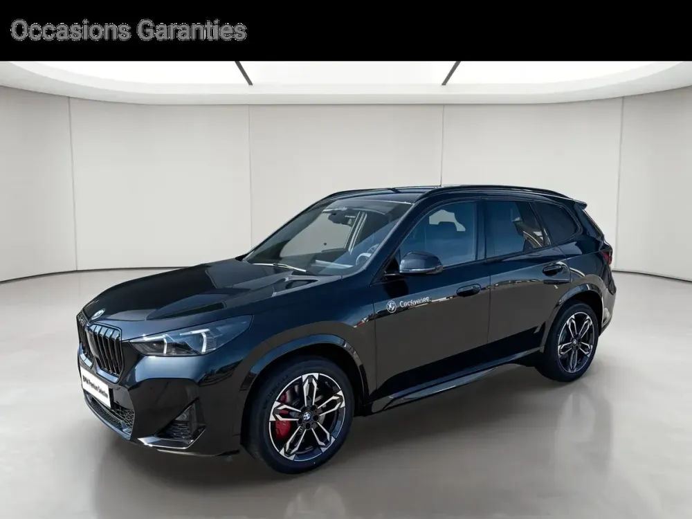 BMW X1 U11 saphirschwarz neuf