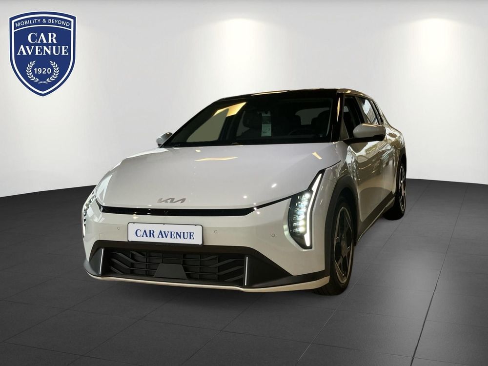 Kia EV4 weiß neuf