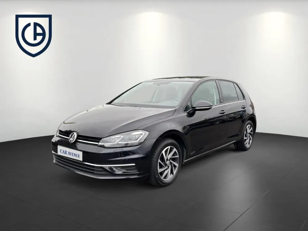 Volkswagen Golf schwarz d'occasion
