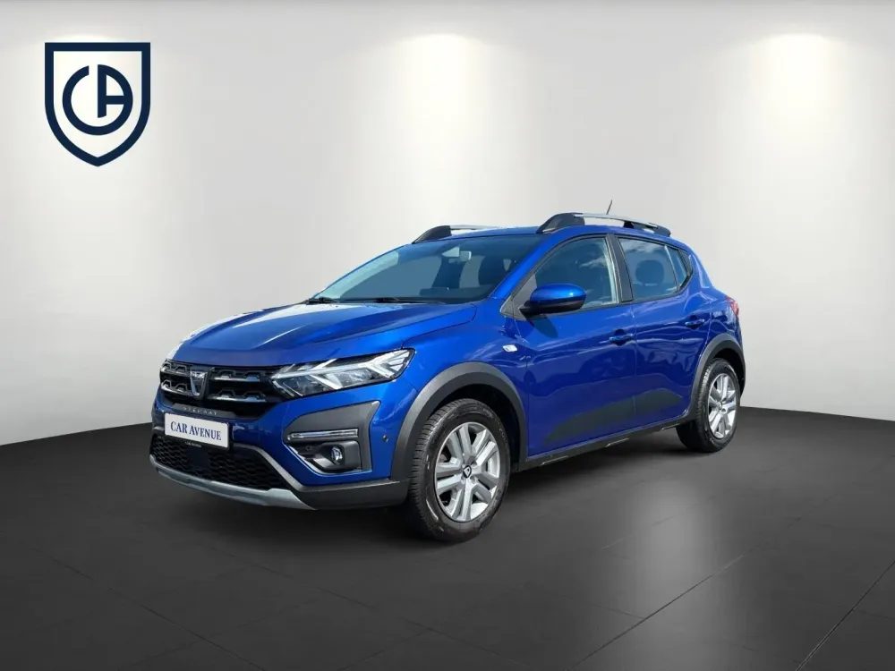 Dacia Sandero blau d'occasion