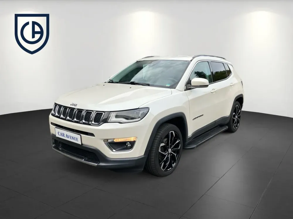 Jeep Compass weiß d'occasion