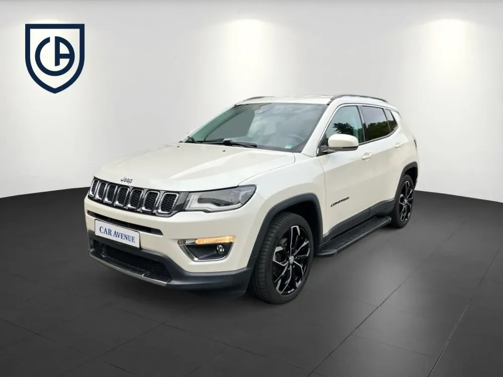 Jeep Compass weiß d'occasion