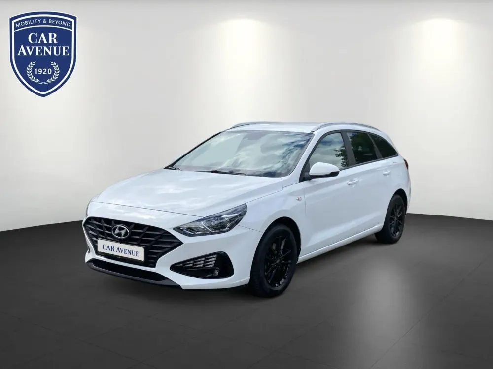 Hyundai i30 weiß d'occasion