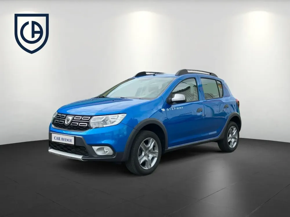 Dacia Sandero blau d'occasion