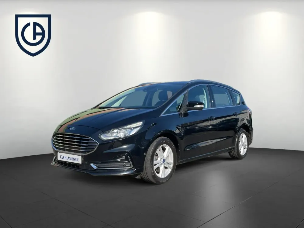 Ford S-MAX schwarz d'occasion