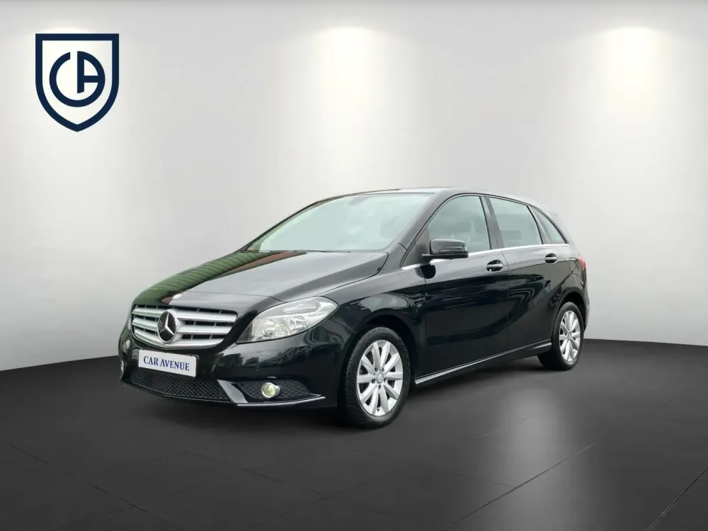 Mercedes Benz Classe B schwarz d'occasion