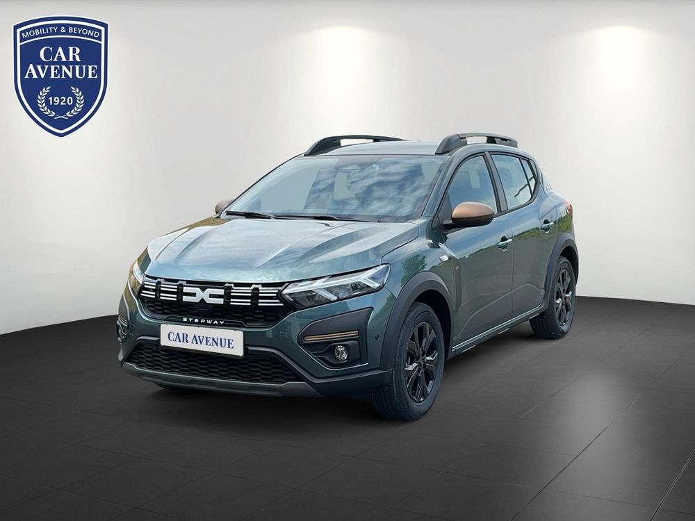 Dacia Sandero grün neuf