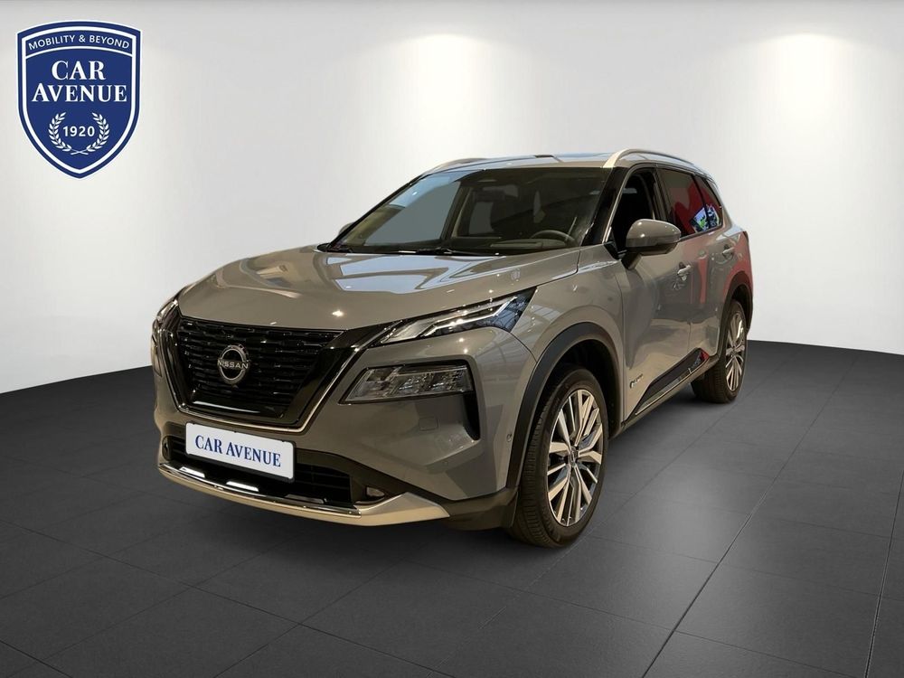 Nissan X-Trail grau neuf