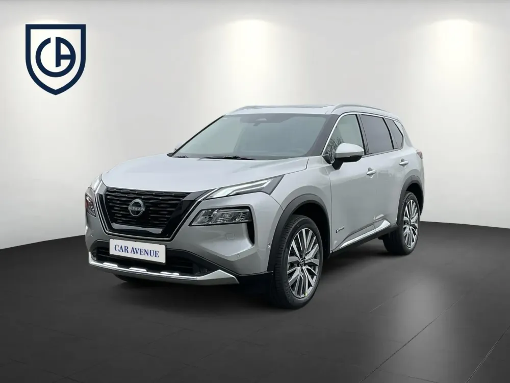 Nissan X-Trail silber neuf