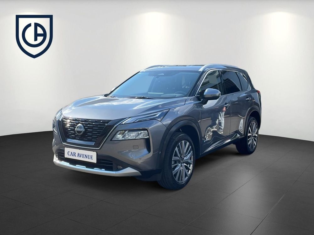 Nissan X-Trail grau neuf