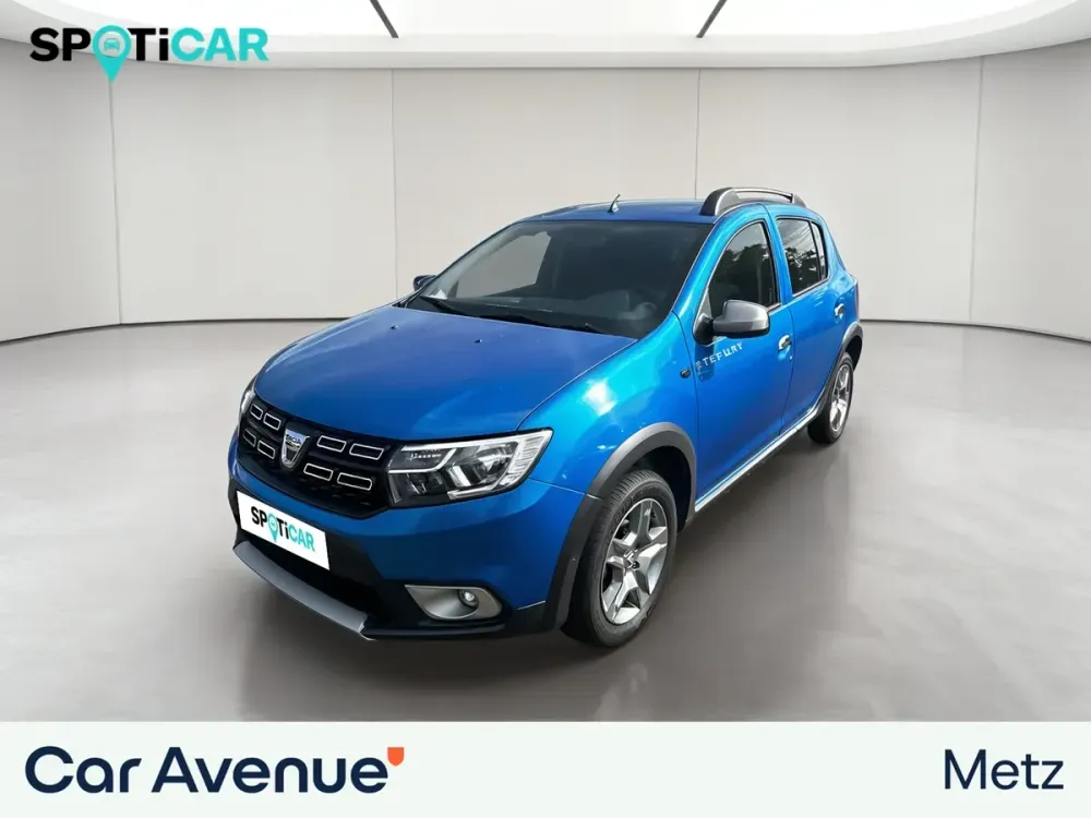 Dacia Sandero bleu d'occasion