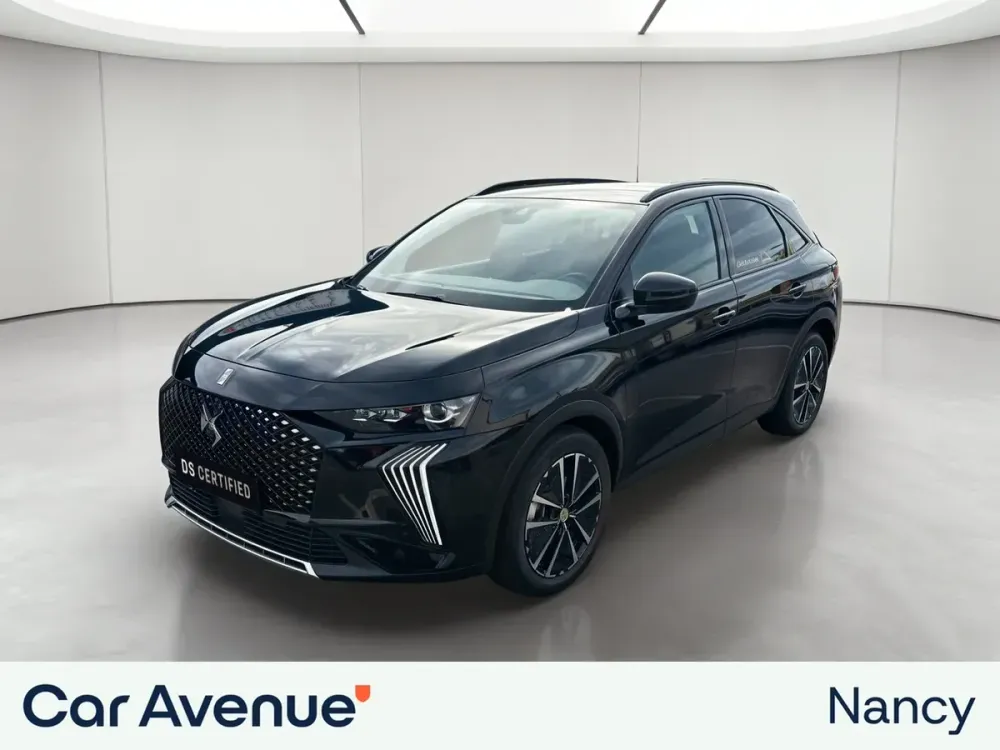 DS Automobiles DS 7 noire perla nera neuf