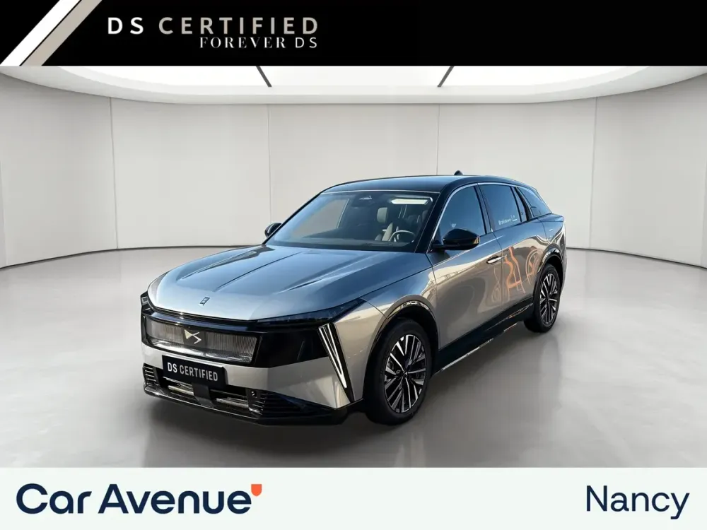DS Automobiles N°7 gris palladium neuf